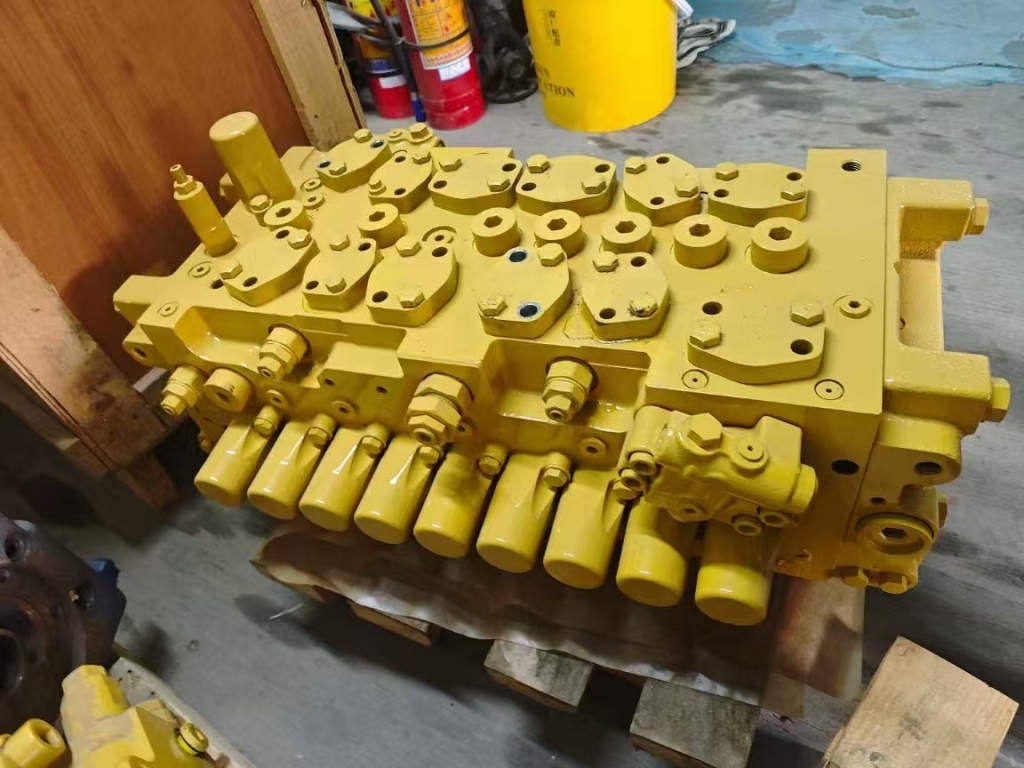 CAT 320GC & 323GC Main Control Valve | High-Quality Hydraulic Replacement